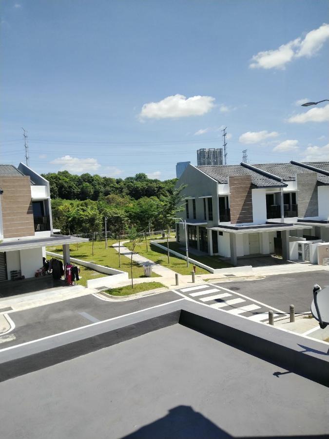 Pinevalley Homestay Putrajaya Presint 12 מראה חיצוני תמונה