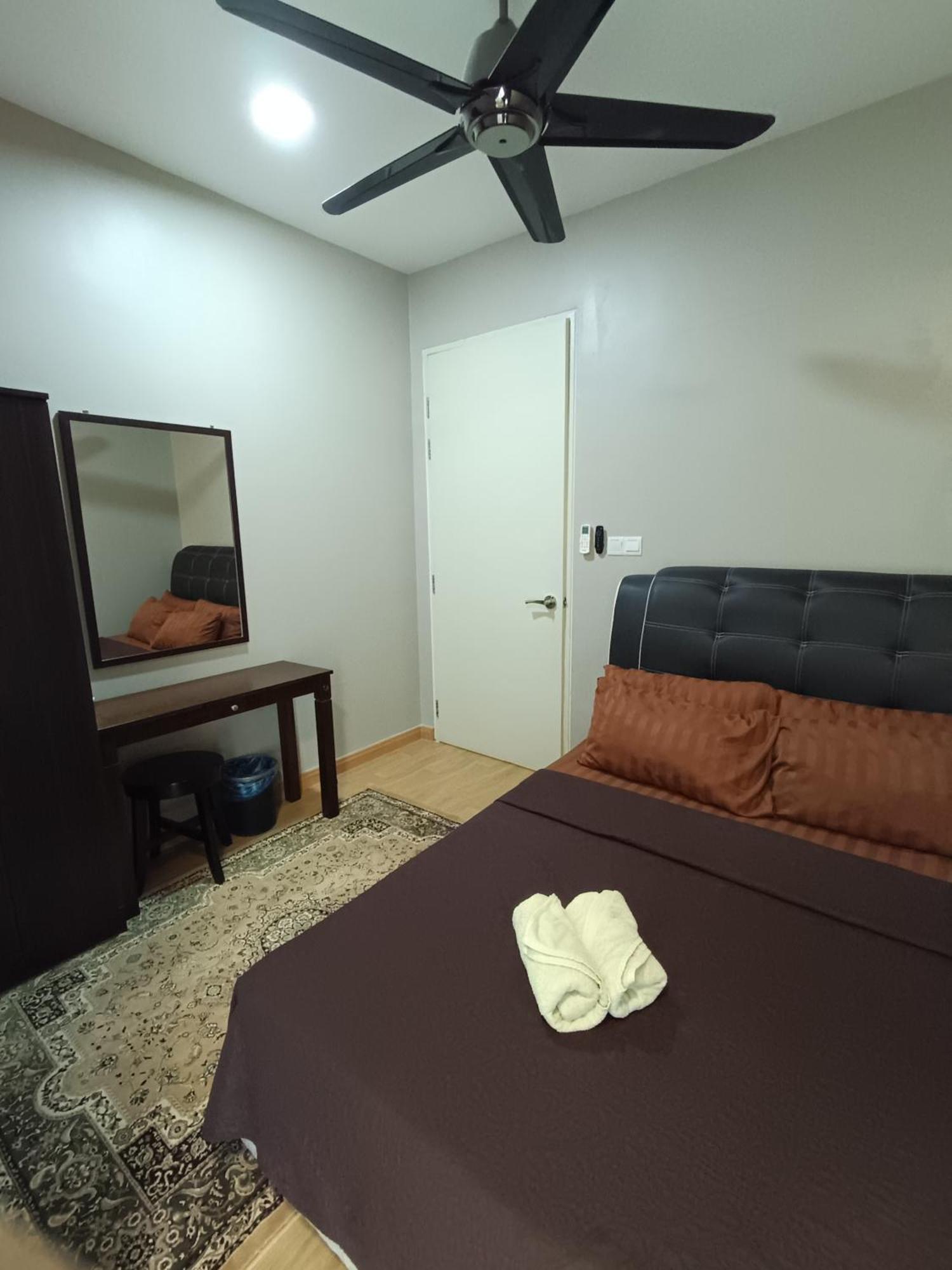 Pinevalley Homestay Putrajaya Presint 12 מראה חיצוני תמונה