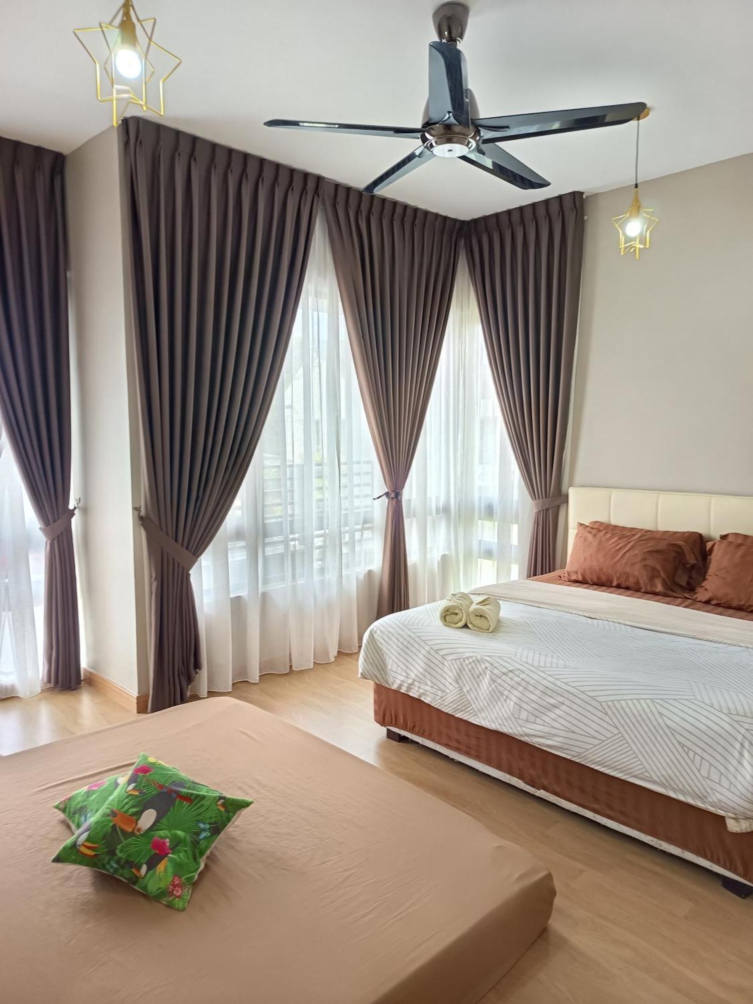 Pinevalley Homestay Putrajaya Presint 12 מראה חיצוני תמונה