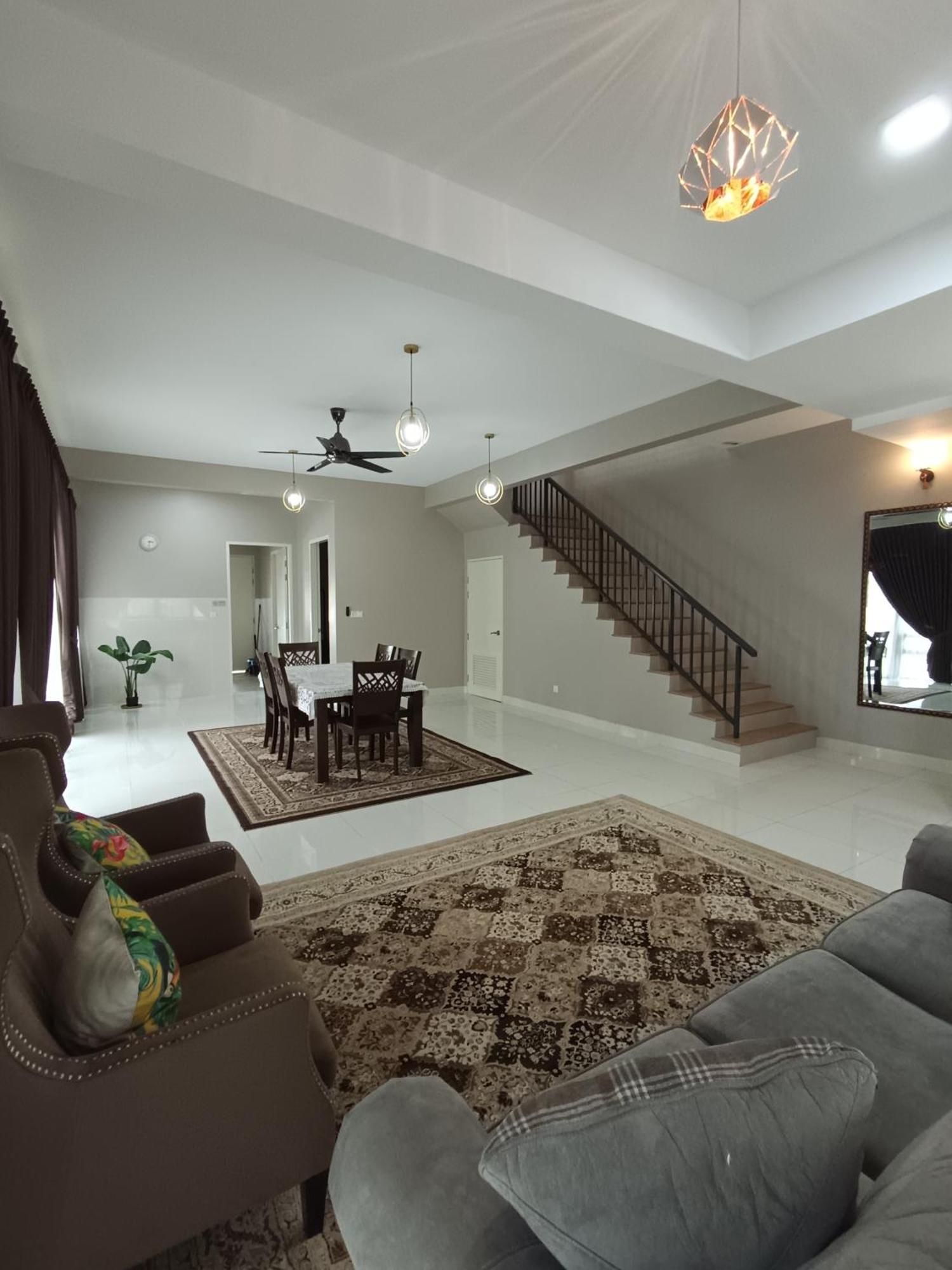 Pinevalley Homestay Putrajaya Presint 12 מראה חיצוני תמונה